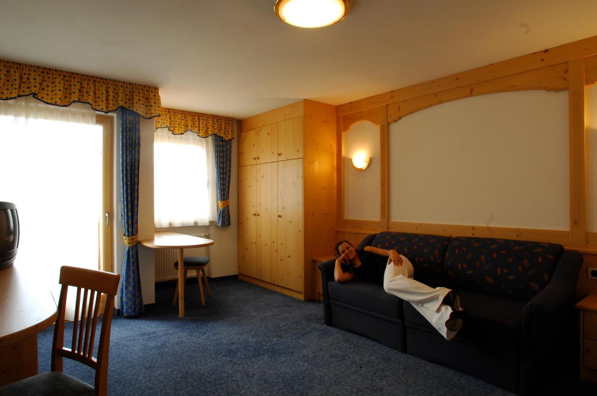 Hotel Falzares San Cassiano  Buitenkant foto